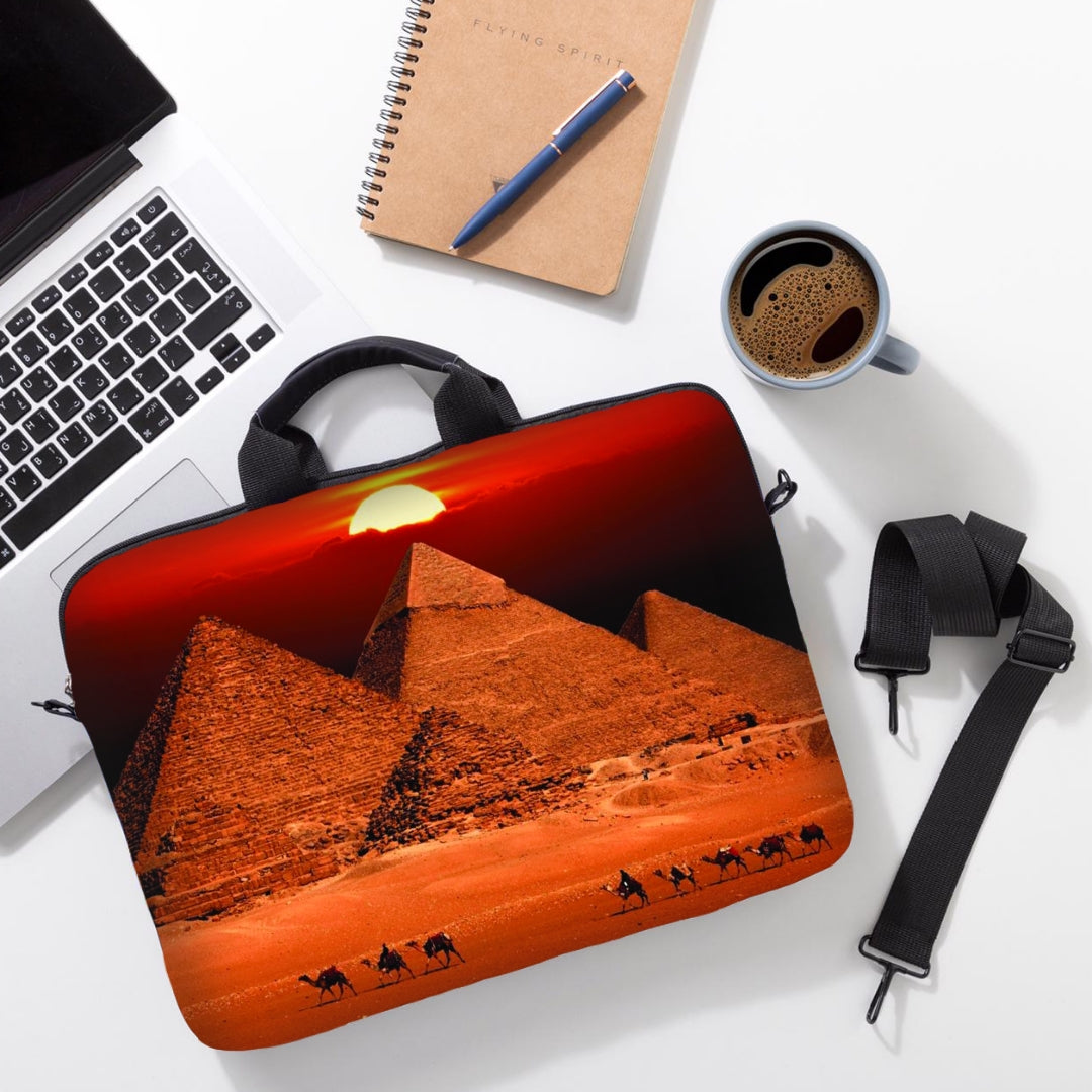 Laptop Case "Pyramids"